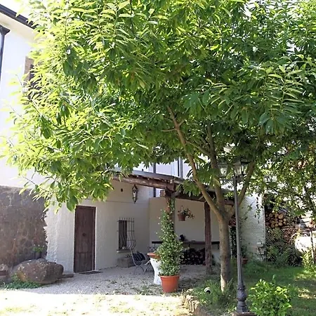 Alojamento de Acomodação e Pequeno-almoço La Masseria 3*